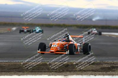 media/Nov-16-2025-CalClub SCCA (Sun) [[2975c16dfc]]/Group 5/Turn 1/